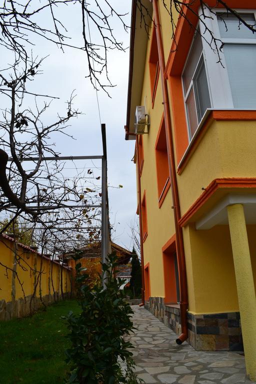 Marinovata Kashta Guest House Veliki Preslav Exterior foto