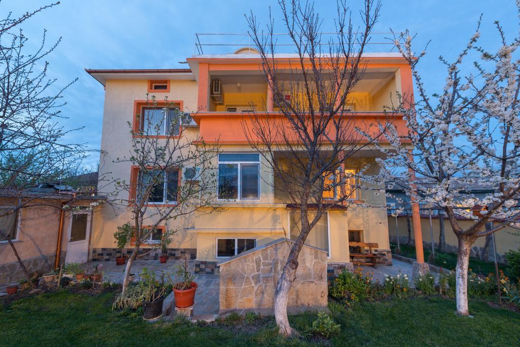 Marinovata Kashta Guest House Veliki Preslav Exterior foto