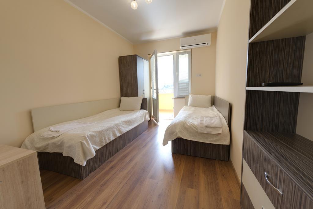 Marinovata Kashta Guest House Veliki Preslav Exterior foto